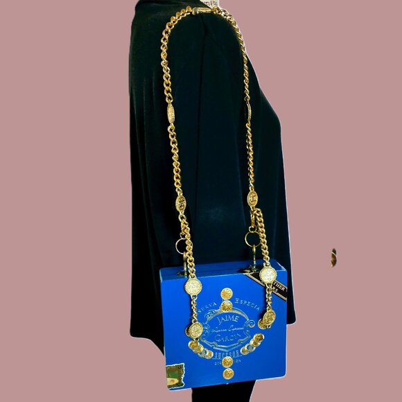 Suenos de Saundra Upcycled Collection, Cigar Box Purse, Jaime Garcia Teal Box - Picture 2 of 15